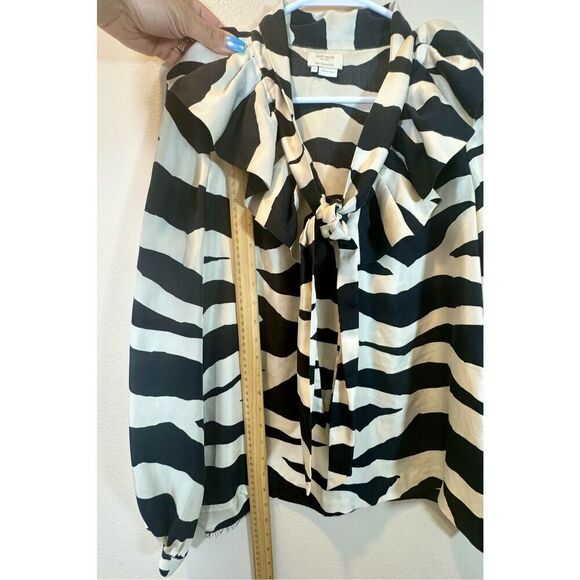Kate Spade Catarina Zebra Print 100% Silk Ruffle Collar Tie Blouse Women's M - Picture 9 of 12